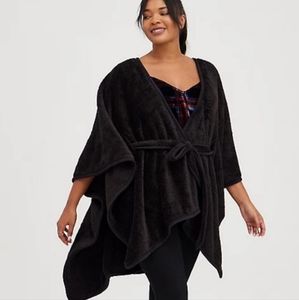 NWOT Torrid Sherpa Belted Ruana Wrap